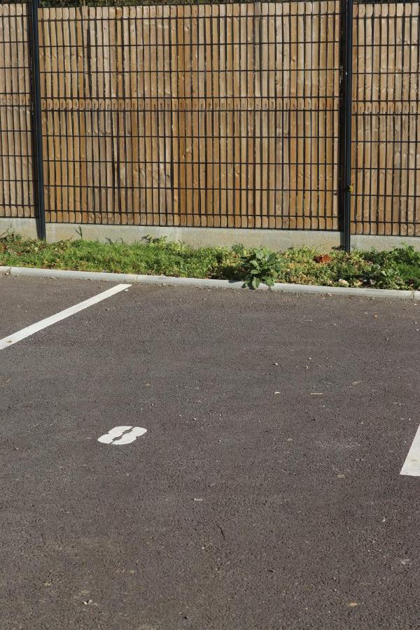 "Le 104" Studio Cosy Proche De Rouen Avec Parking Mont-Saint-Aignan Luaran gambar